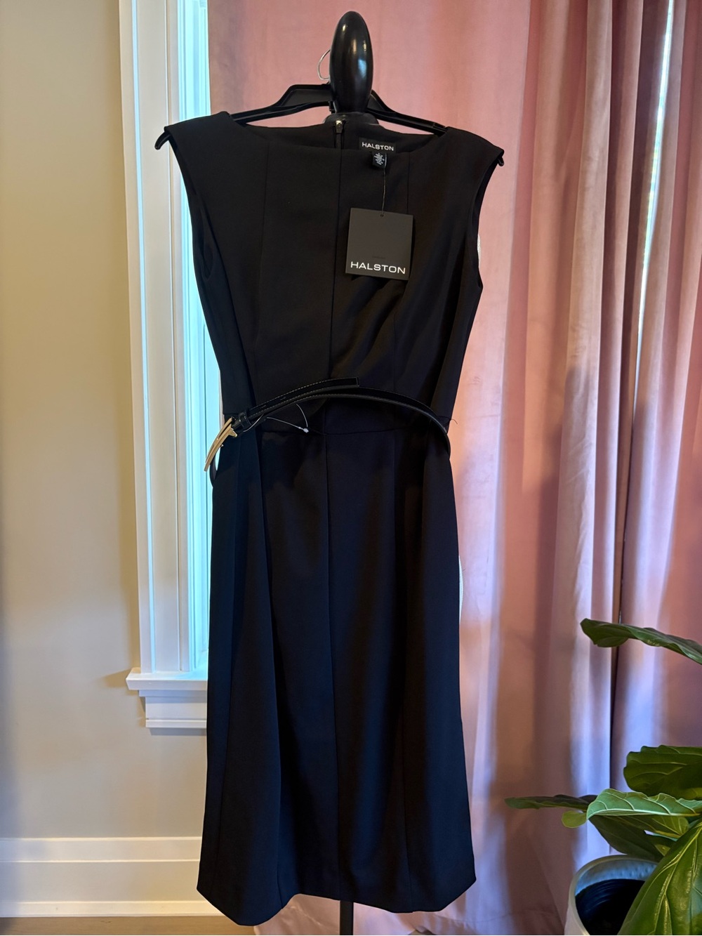 Halston Women’s Round-Neck Belted Sleeveless Sheath Dress Sz 6
